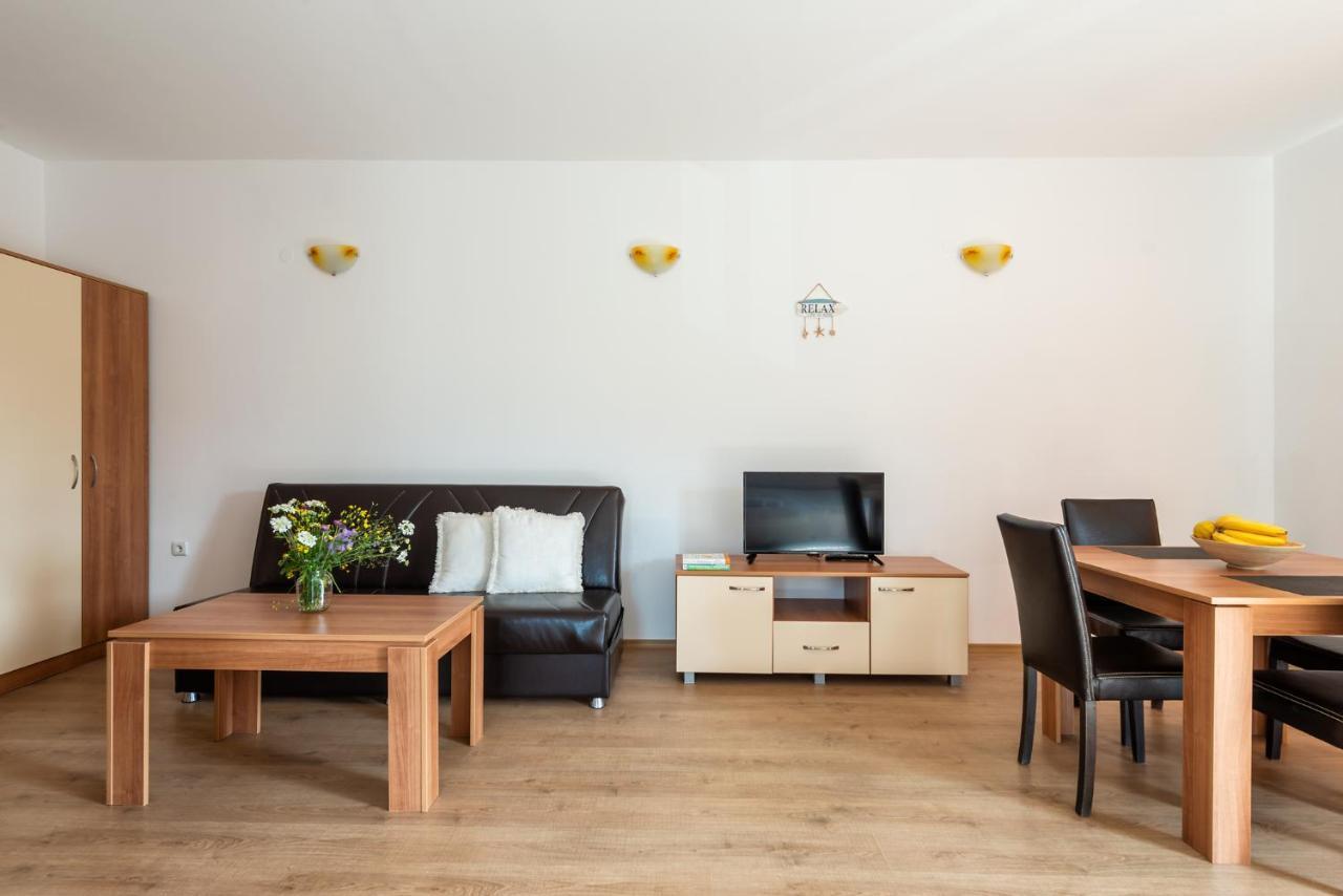 Emona Villa Entre מראה חיצוני תמונה